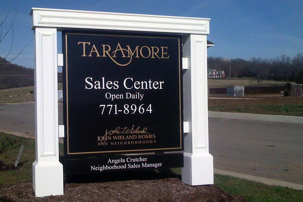 030_Taramore_real_estate_sign.jpg